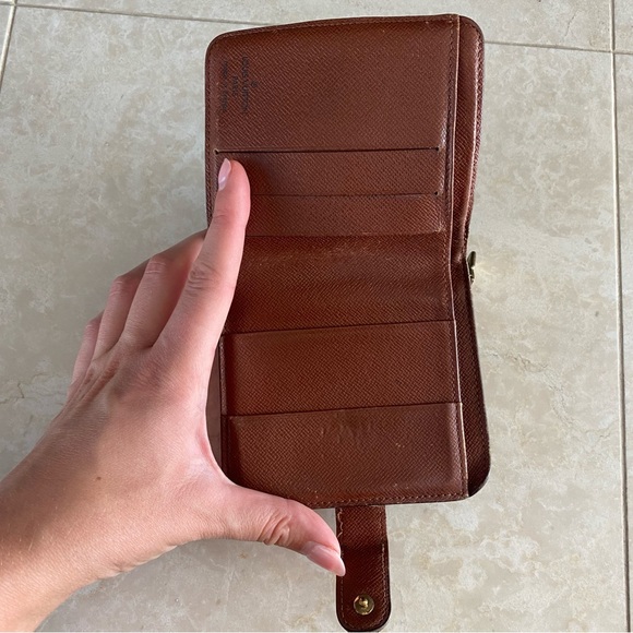 Authentic Louis Vuitton Vintage Compact Monogram Canvas Wallet - Picture 12 of 17